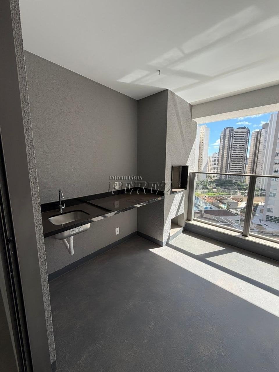 Apartamento à venda no Edifício Casa Palhano - Região sul de Londrina