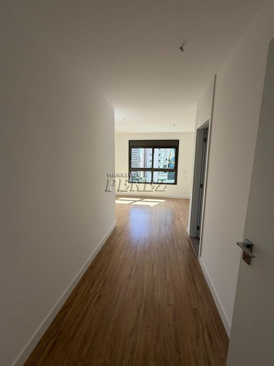 Apartamento à venda no Edifício Casa Palhano - Região sul de Londrina
