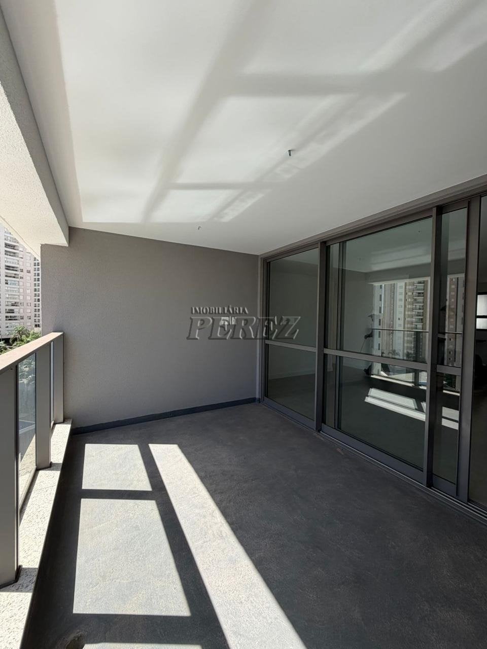 Apartamento à venda no Edifício Casa Palhano - Região sul de Londrina