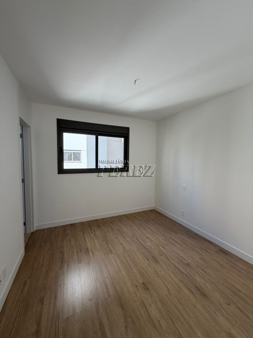 Apartamento à venda no Edifício Casa Palhano - Região sul de Londrina