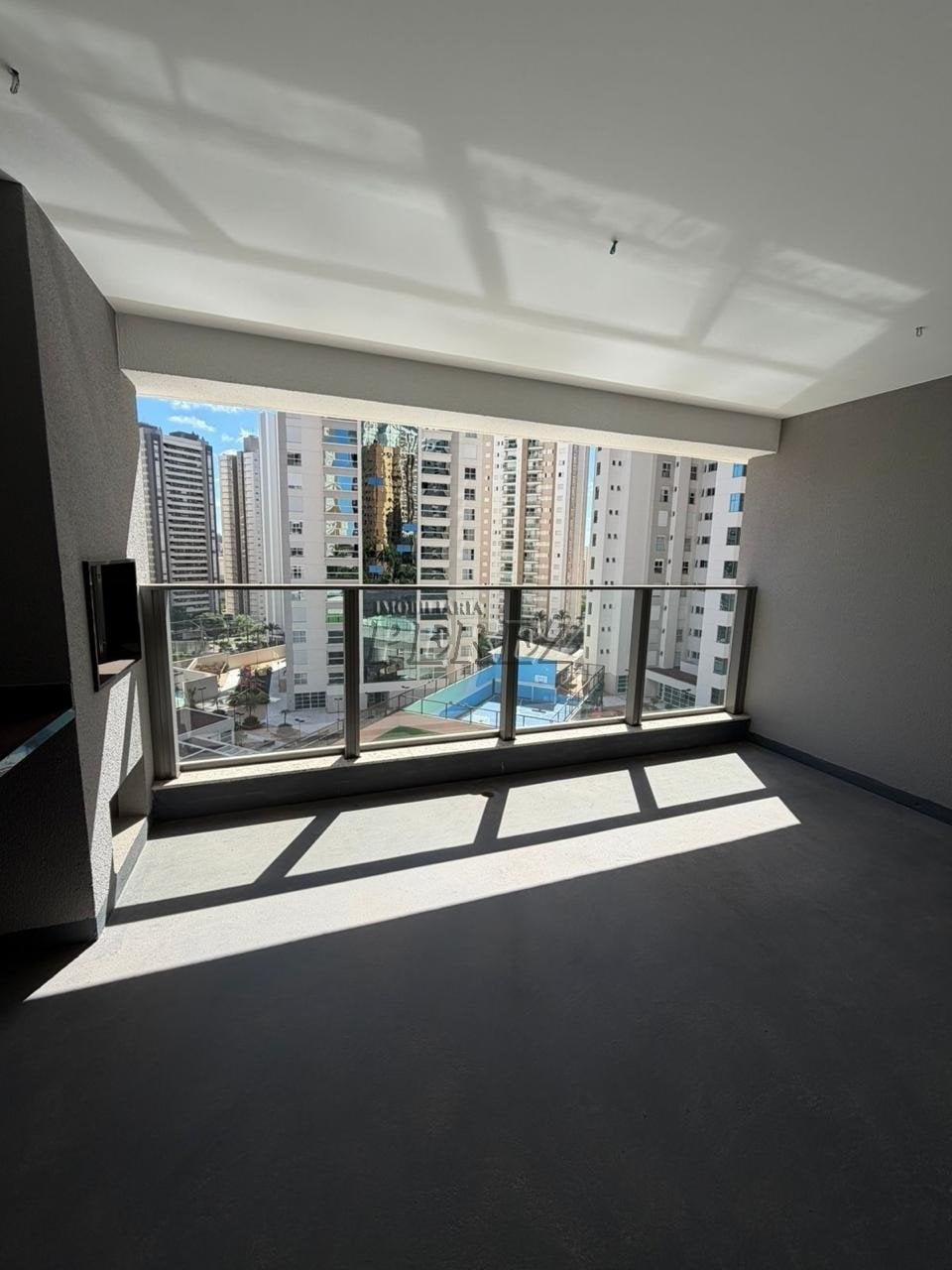 Apartamento à venda no Edifício Casa Palhano - Região sul de Londrina