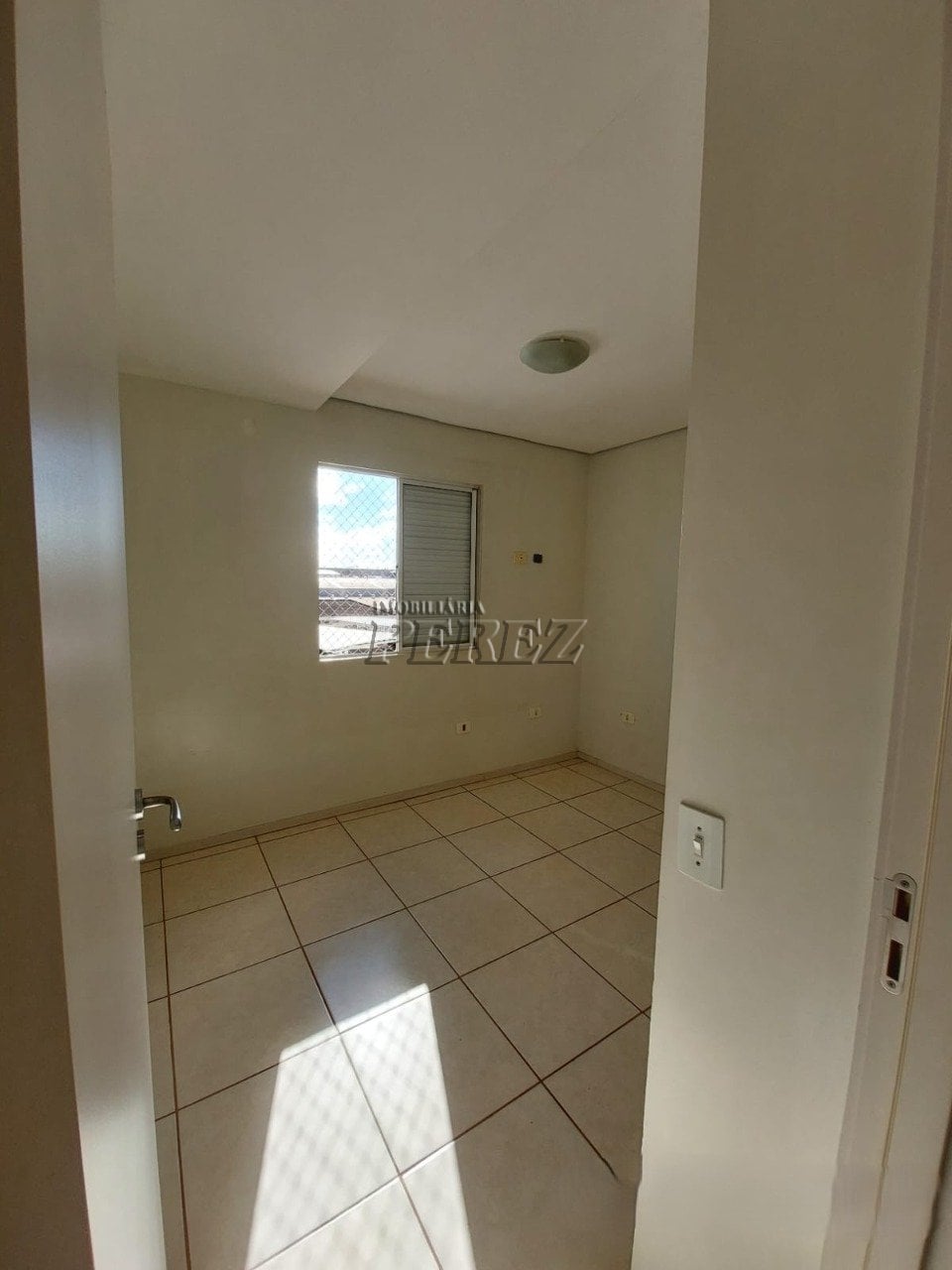 Apartamento para alugar no Residencial Portal das Américas em Cambé