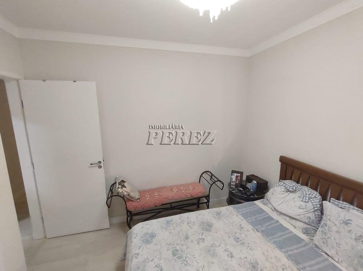 Apartamento à venda no Residencial Guarita em Maringá