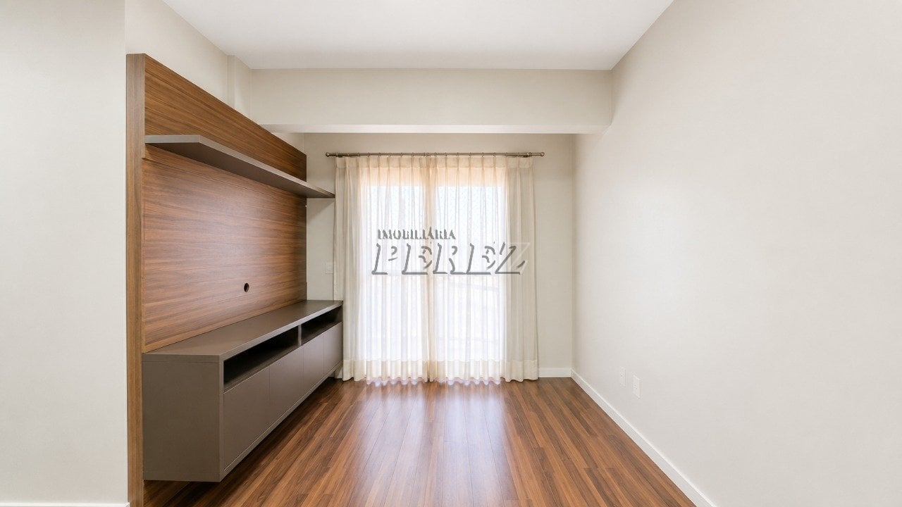 Apartamento para Locação com 3 Quartos, Suíte e Armários Planejados