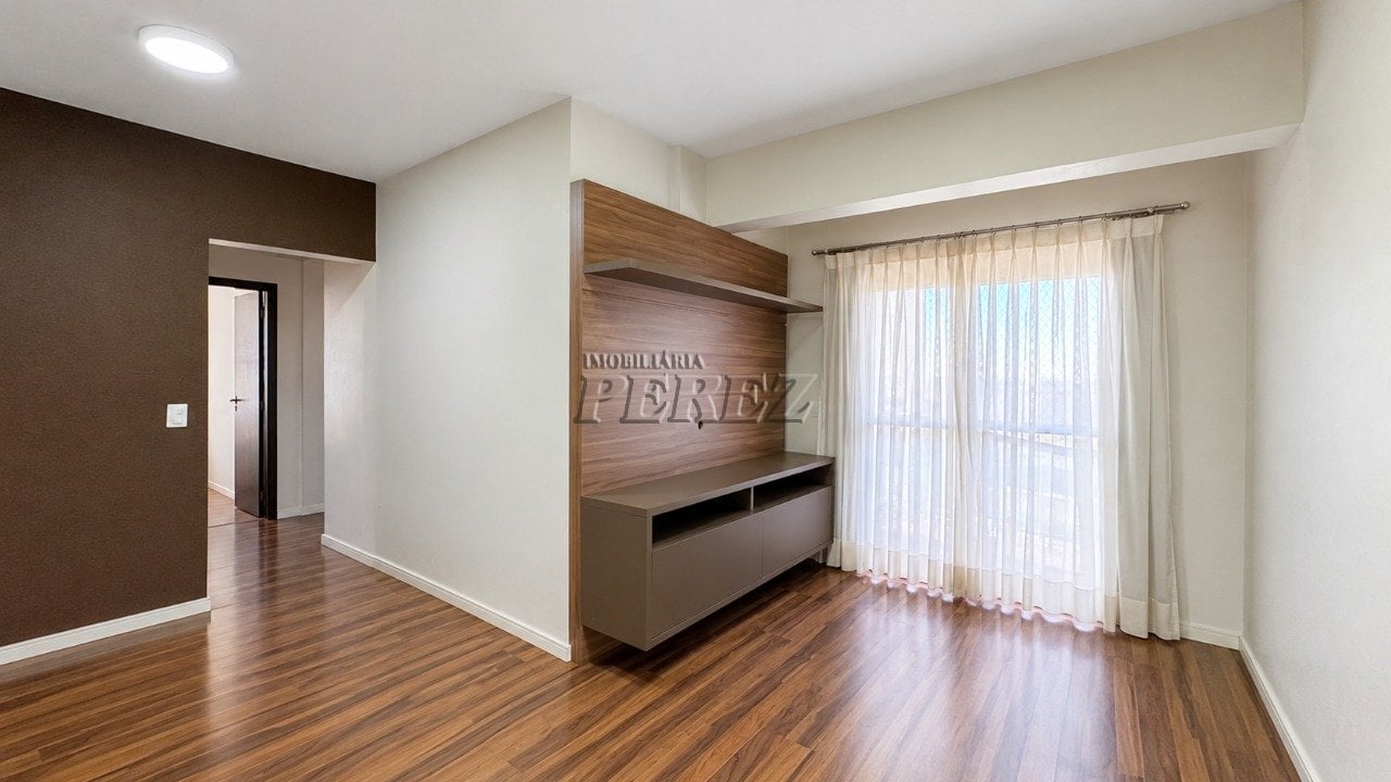 Apartamento para Locação com 3 Quartos, Suíte e Armários Planejados