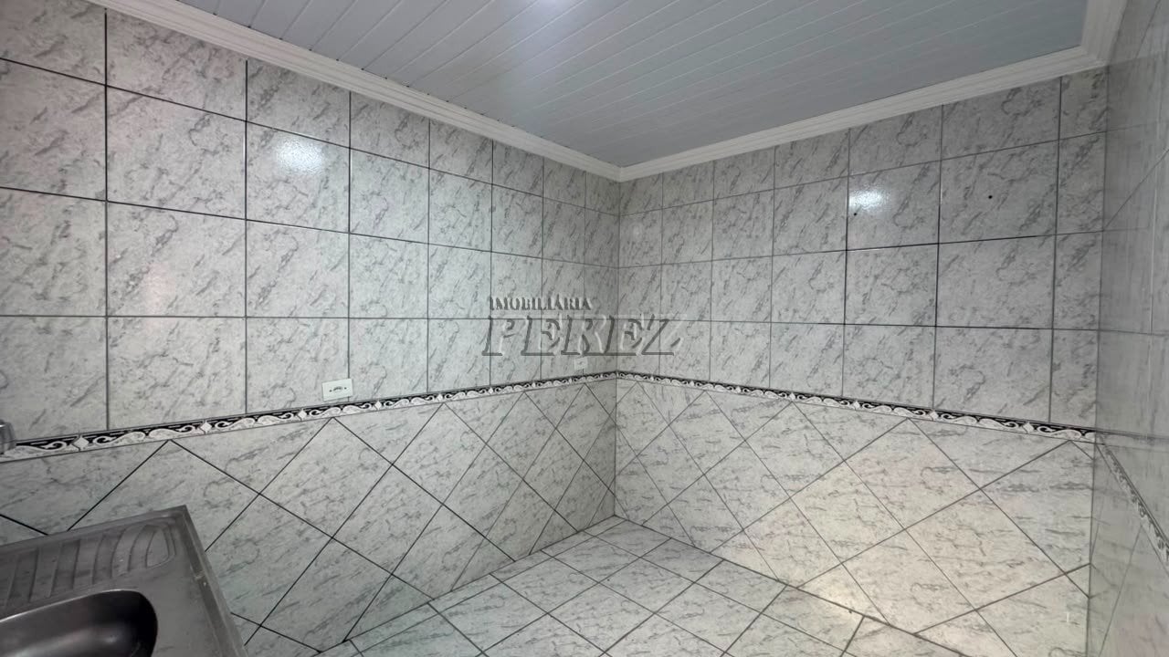 Casa em Condomínio para Locação na Região Leste de Londrina | Sobrado com 3 Quartos