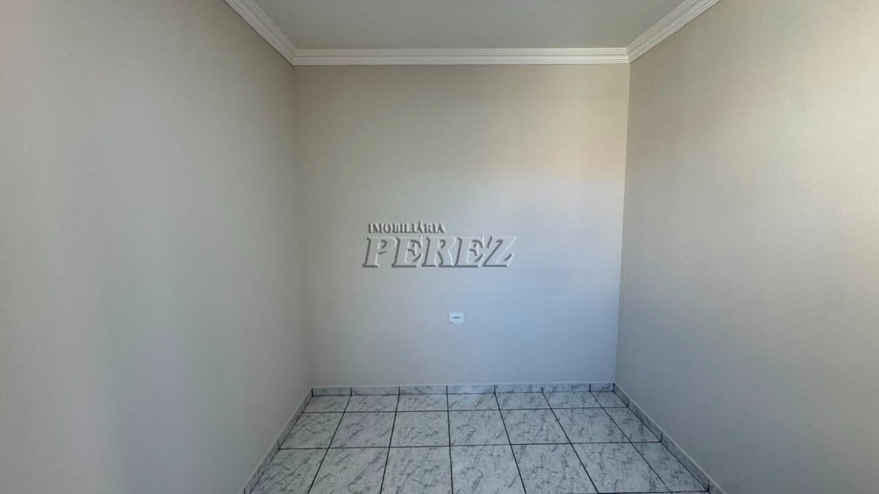 Casa em Condomínio para Locação na Região Leste de Londrina | Sobrado com 3 Quartos