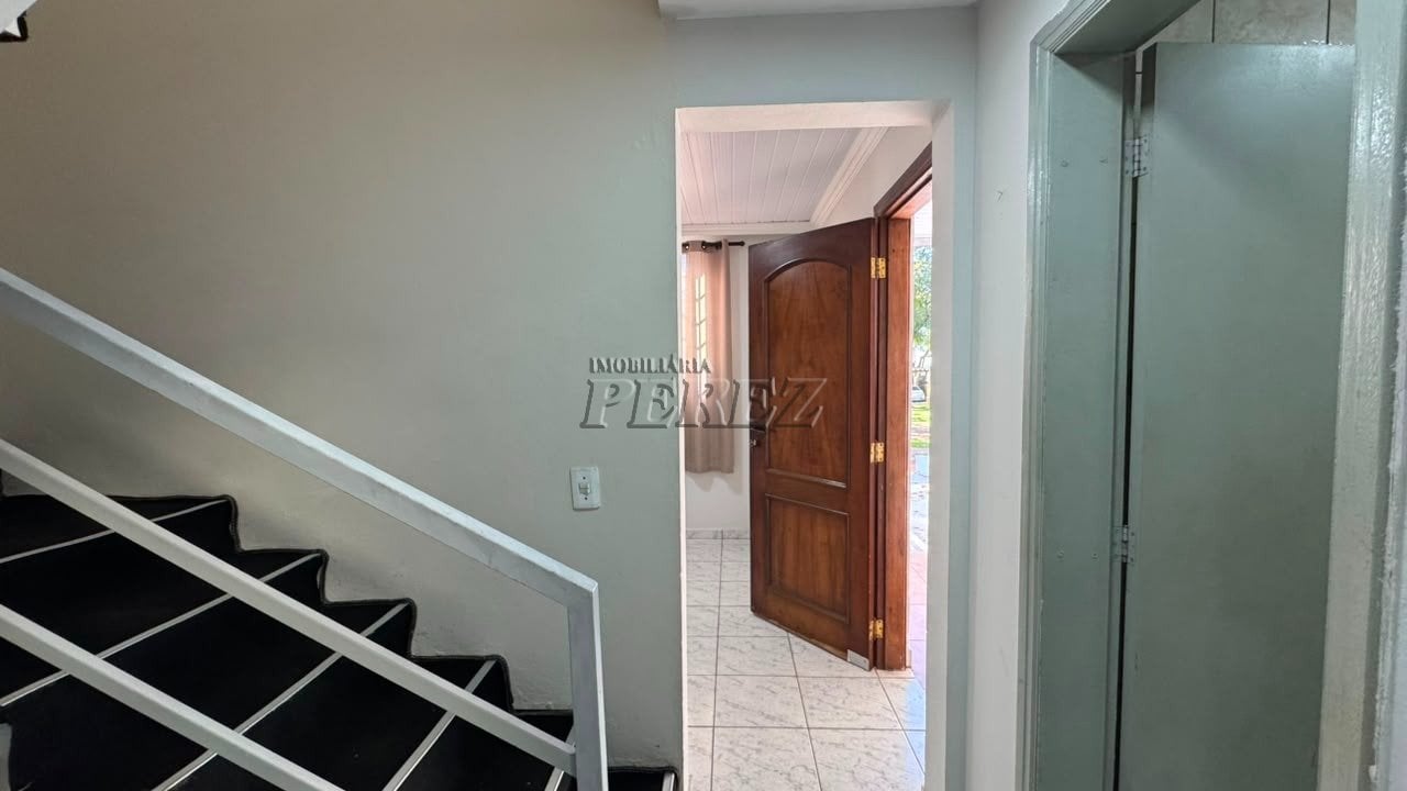 Casa em Condomínio para Locação na Região Leste de Londrina | Sobrado com 3 Quartos