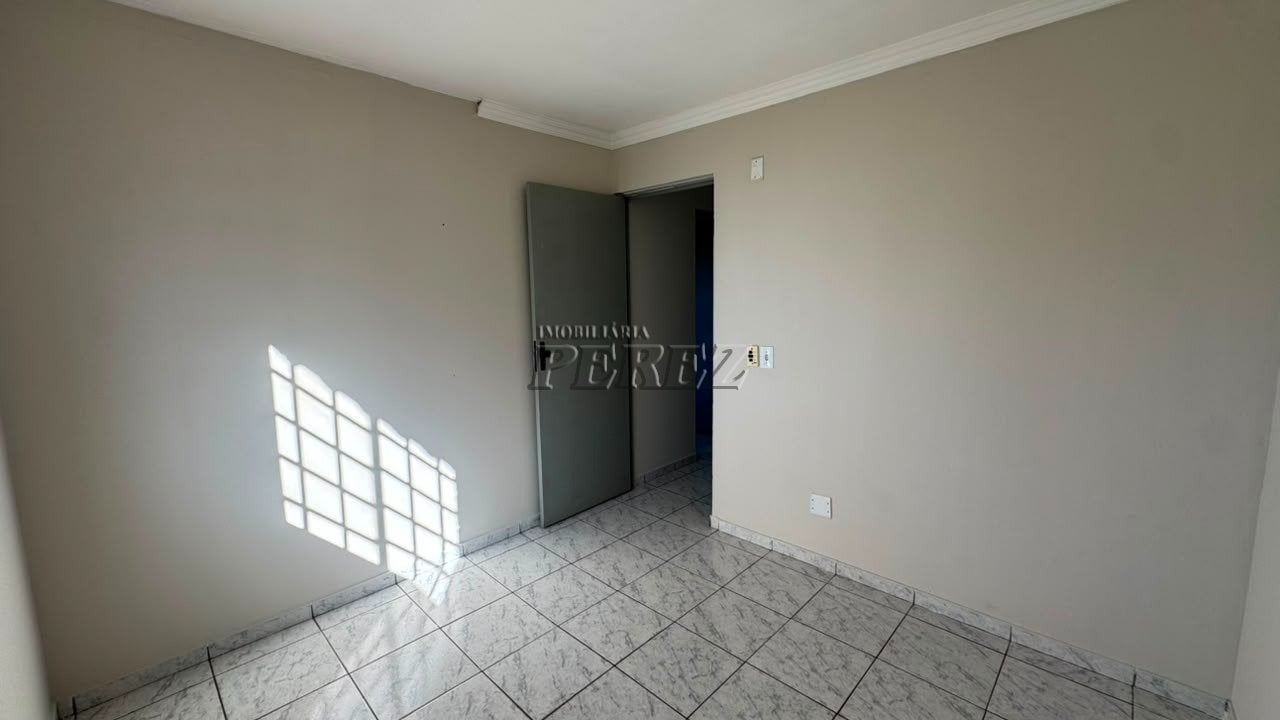 Casa em Condomínio para Locação na Região Leste de Londrina | Sobrado com 3 Quartos