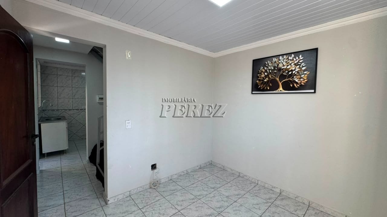 Casa em Condomínio para Locação na Região Leste de Londrina | Sobrado com 3 Quartos