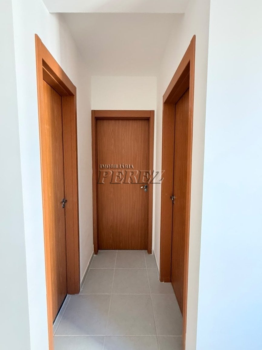 Apartamento para alugar no Edifício Morada dos Ventos, região leste de Londrina