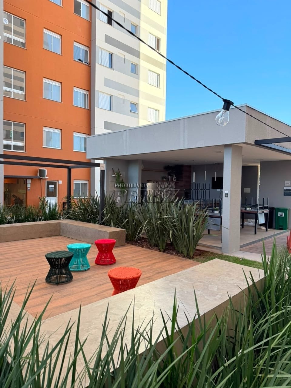 Apartamento para alugar no Edifício Morada dos Ventos, região leste de Londrina