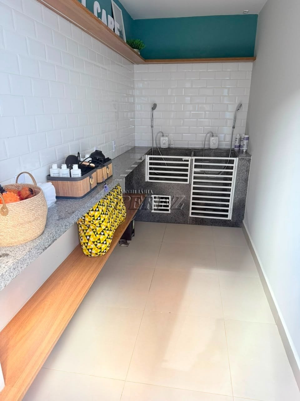 Apartamento para alugar no Edifício Morada dos Ventos, região leste de Londrina