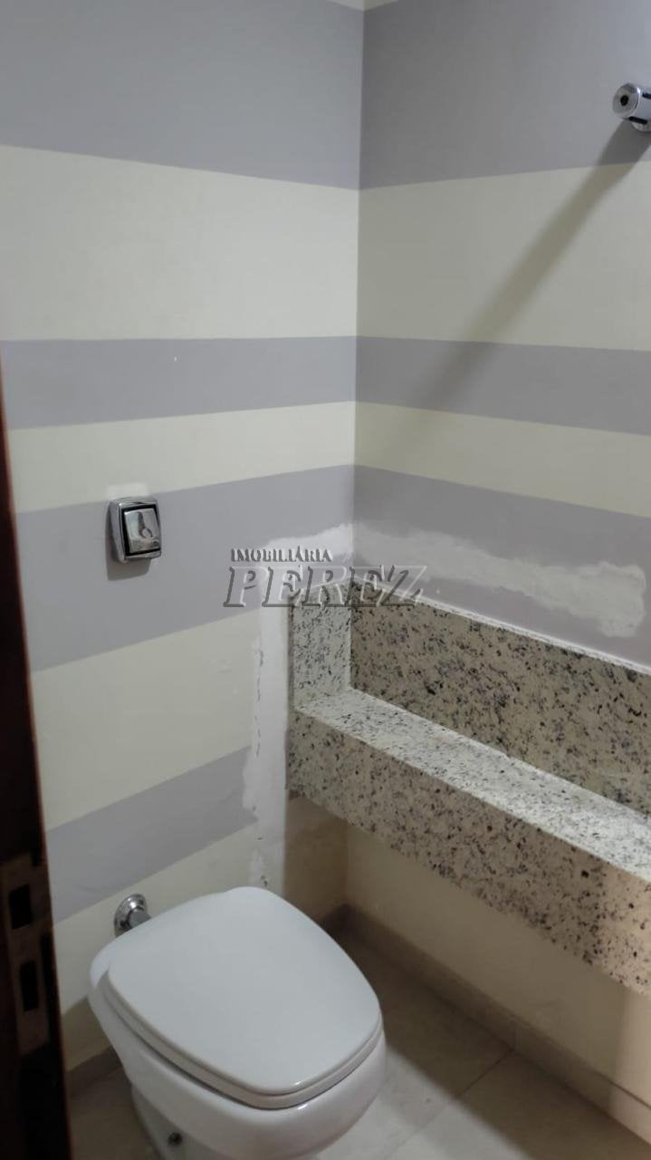 Sala comercial à venda no centro de Londrina - Rua Mato Grosso