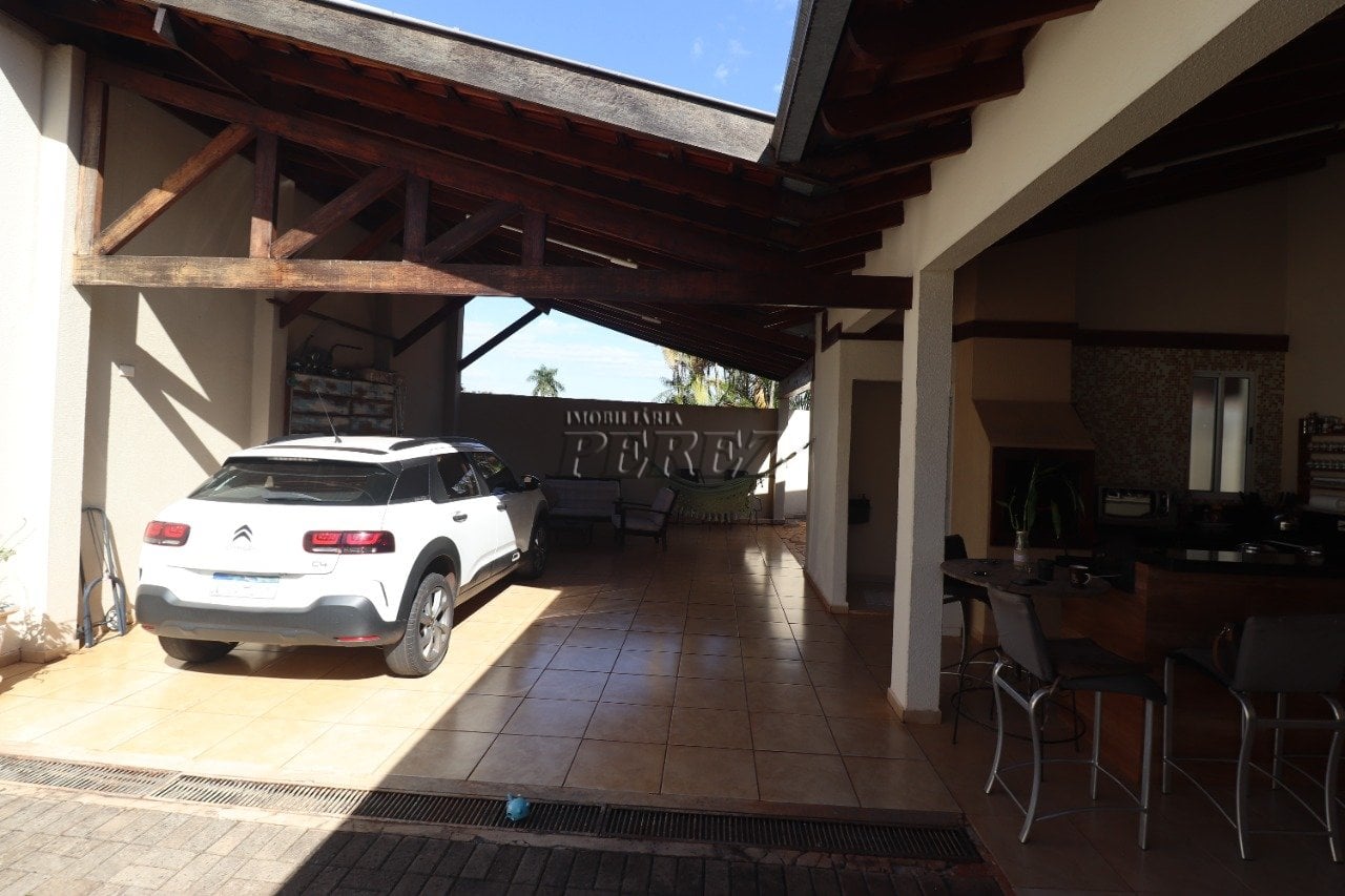 Casa à venda no Aeroporto, região leste de Londrina