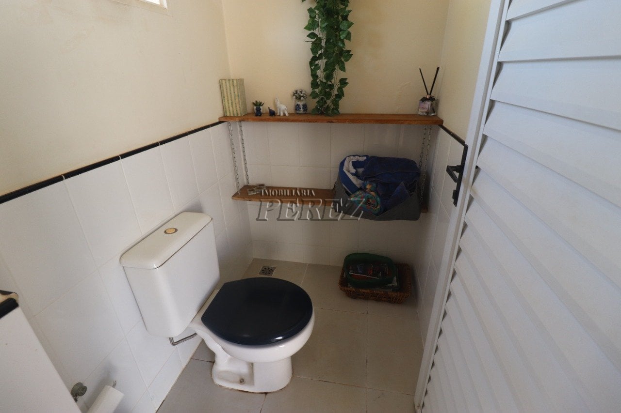 Casa à venda no Aeroporto, região leste de Londrina