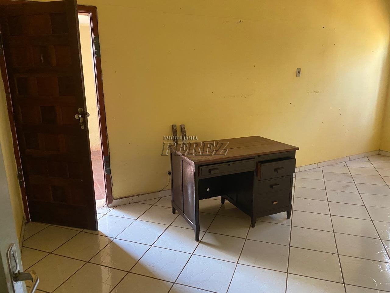 Terreno à venda no Jardim Bandeirantes, região oeste de Londrina