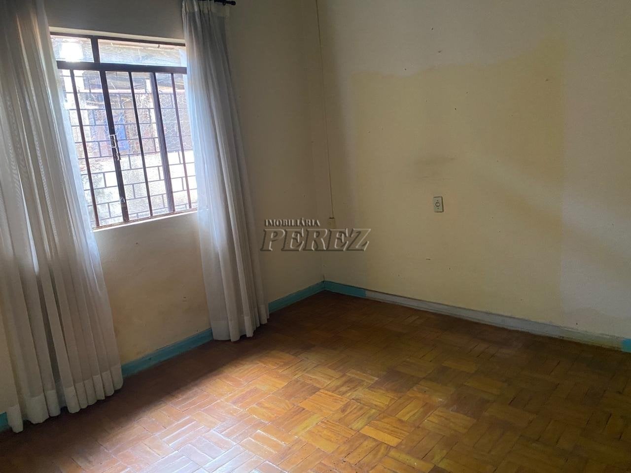 Terreno à venda no Jardim Bandeirantes, região oeste de Londrina