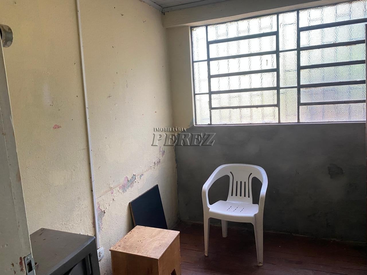 Terreno à venda no Jardim Bandeirantes, região oeste de Londrina
