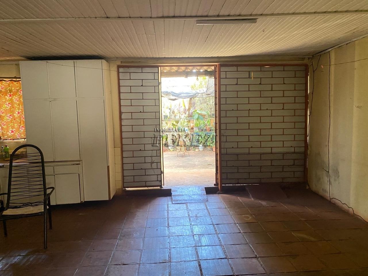 Terreno à venda no Jardim Bandeirantes, região oeste de Londrina