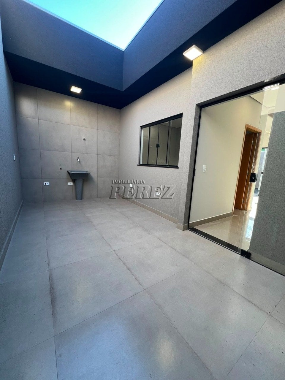 Casa à venda no Jardim Santo Amaro em Cambé