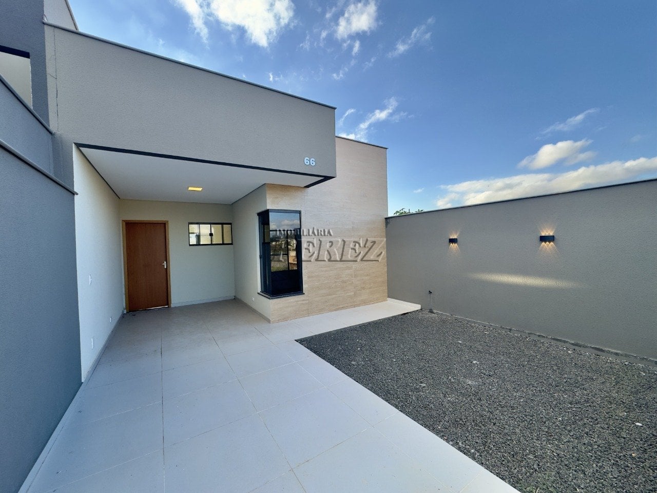 Casa à venda na Gleba Esperança, região oeste de Londrina