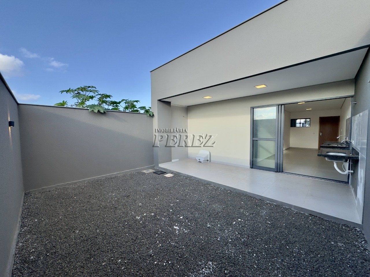 Casa à venda na Gleba Esperança, região oeste de Londrina