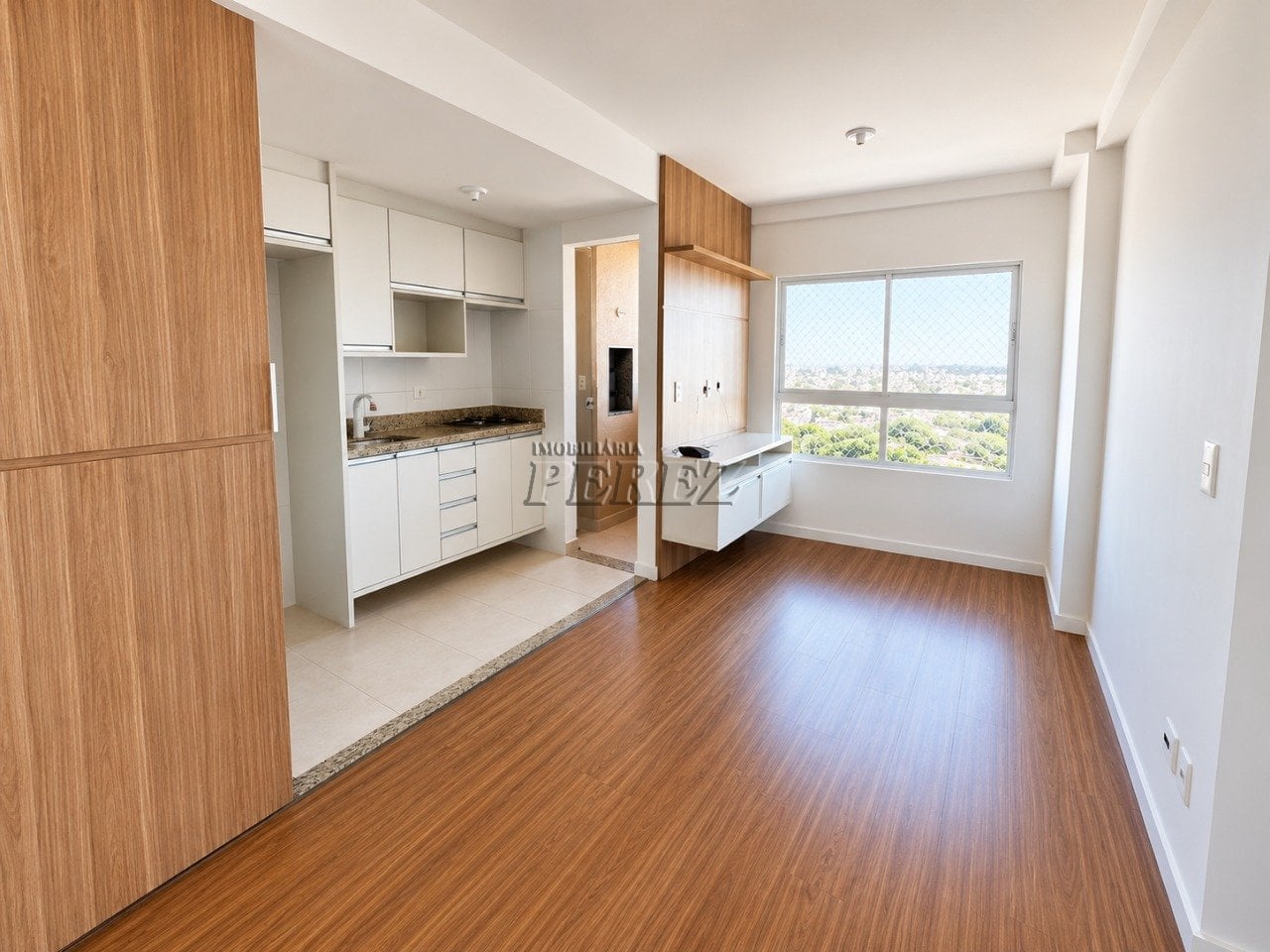 Amplo apartamento de 2 quartos no Edifício Morada Shangri-La em Londrina