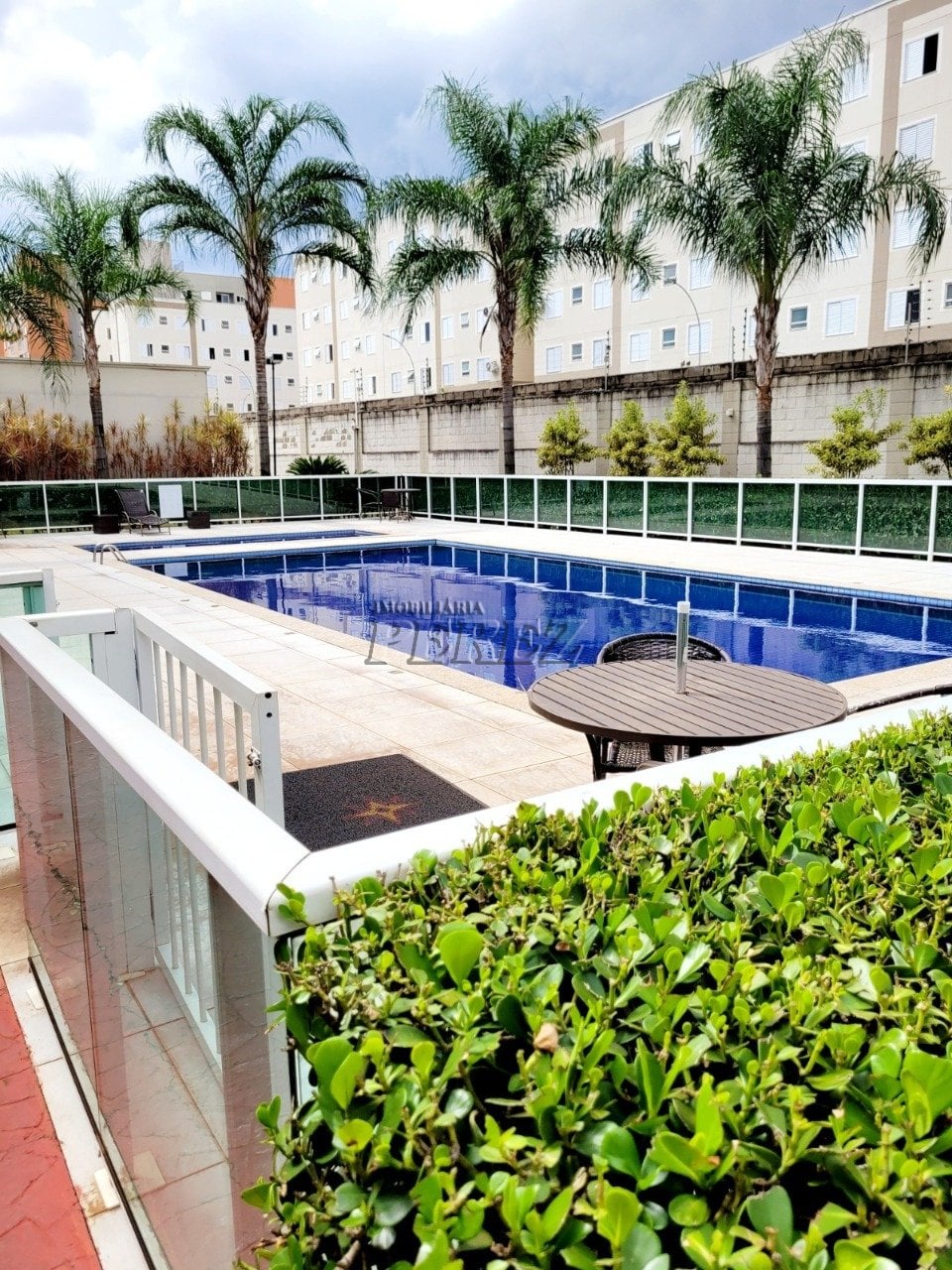 Apartamento à venda em Cambe - Residencial Lanin