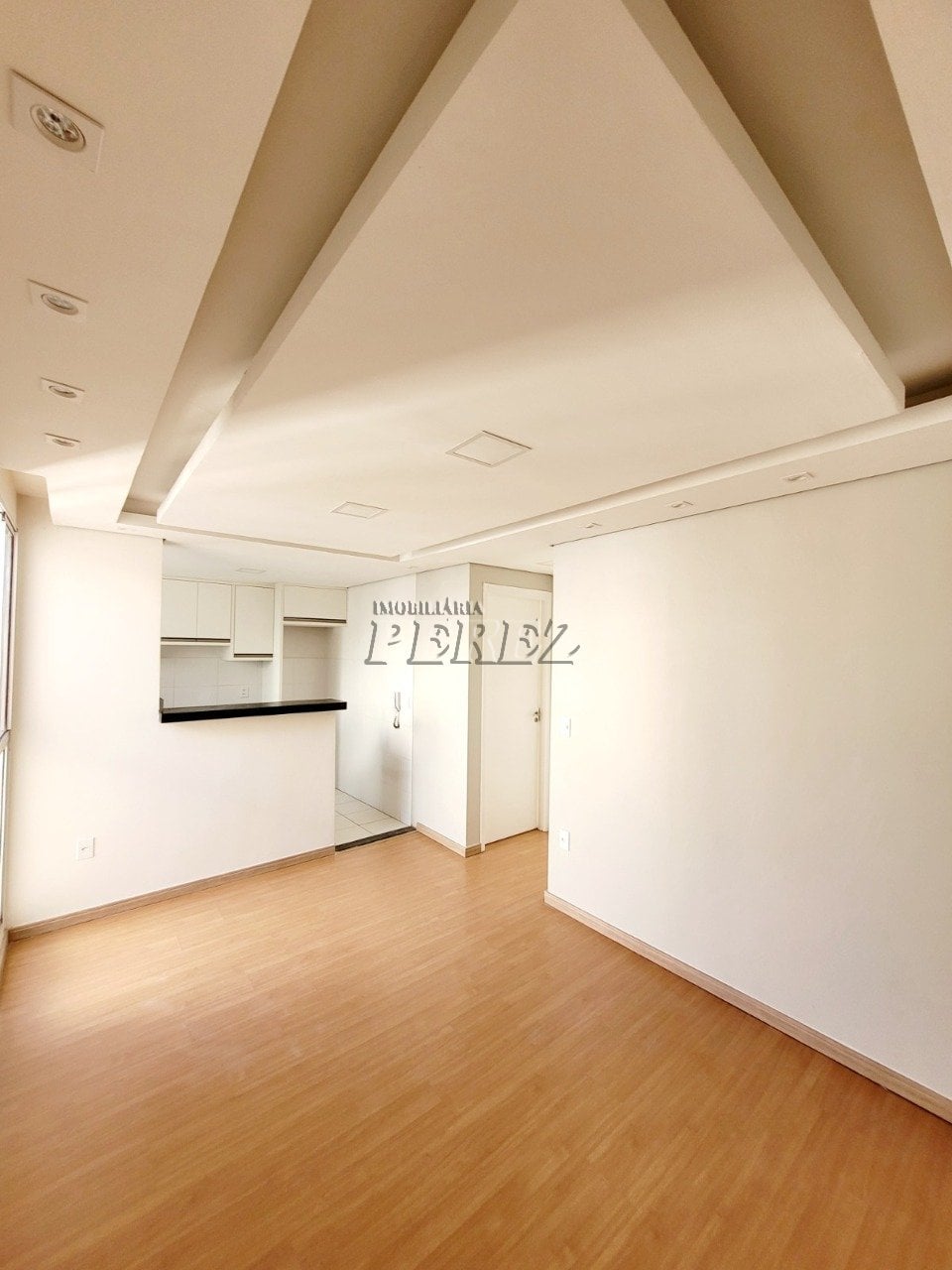 Apartamento à venda em Cambe - Residencial Lanin