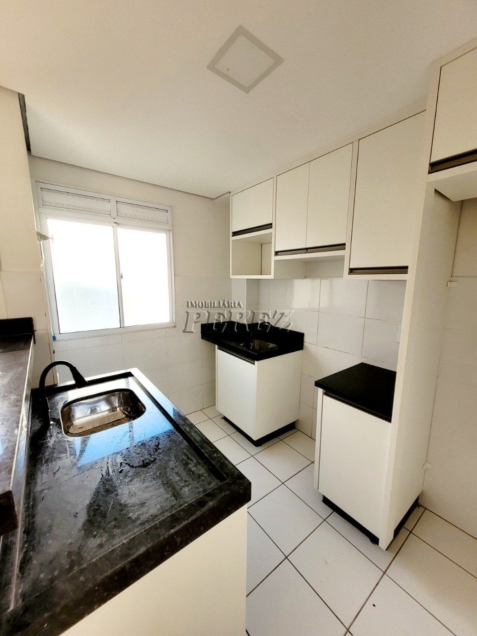 Apartamento à venda em Cambe - Residencial Lanin