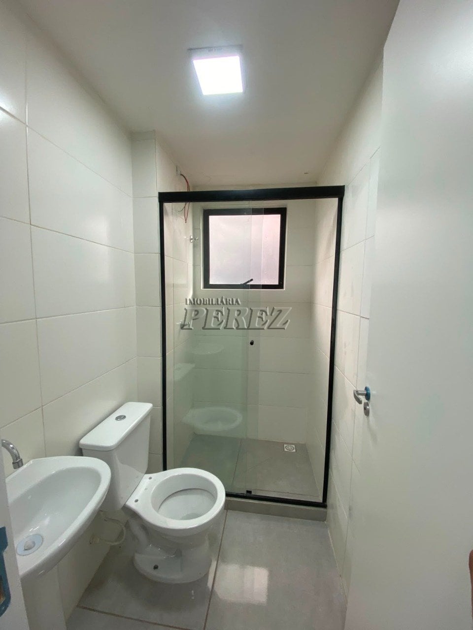 Apartamento à venda no Residencial Évora na região norte de Londrina