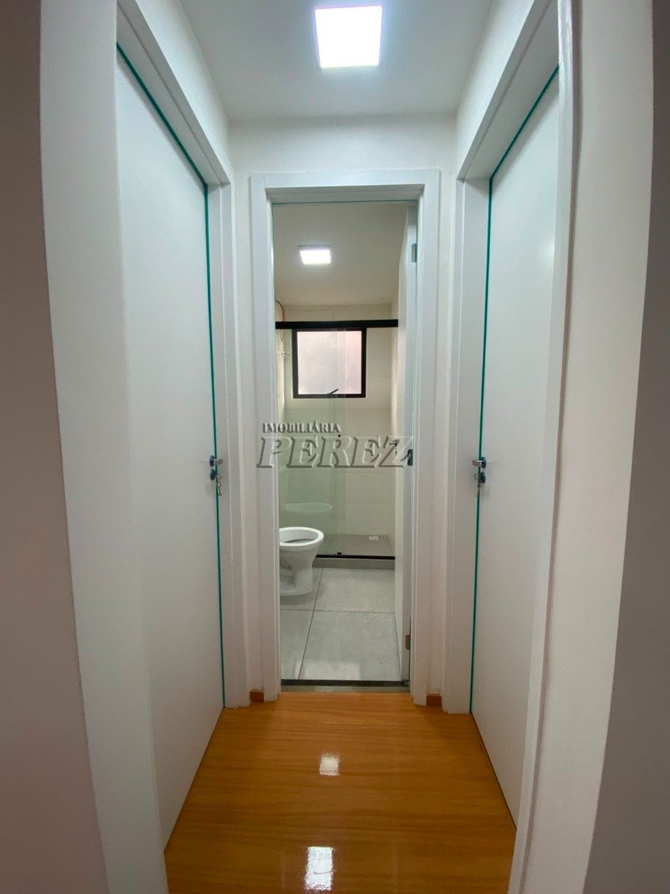 Apartamento à venda no Residencial Évora na região norte de Londrina