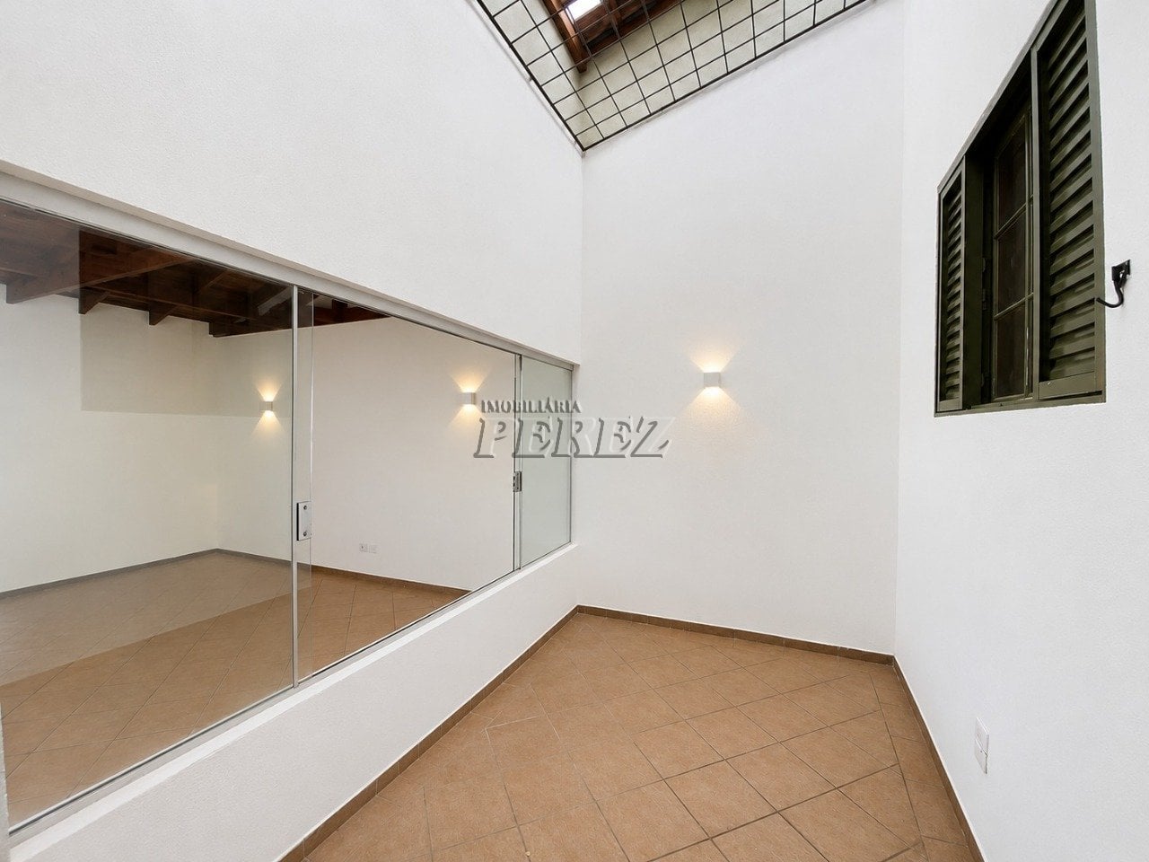 Casa à venda no Jardim Universitário, região oeste de Londrina