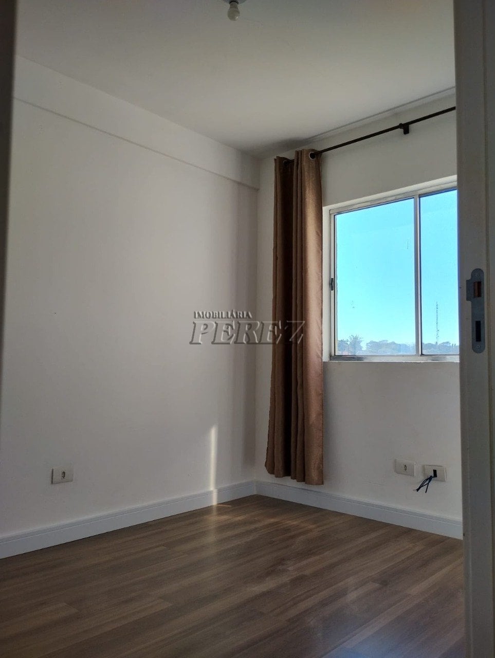 Apartamento à venda no Vista Bela Residencial em Ibiporã