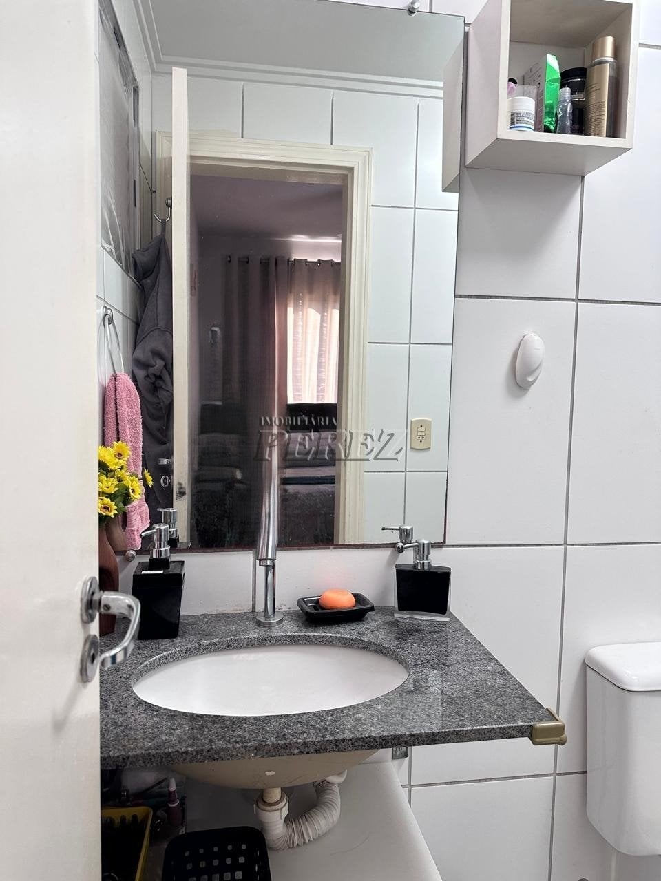 Apartamento à venda no Edificio Villa Bella Residence, na região leste de Londrina