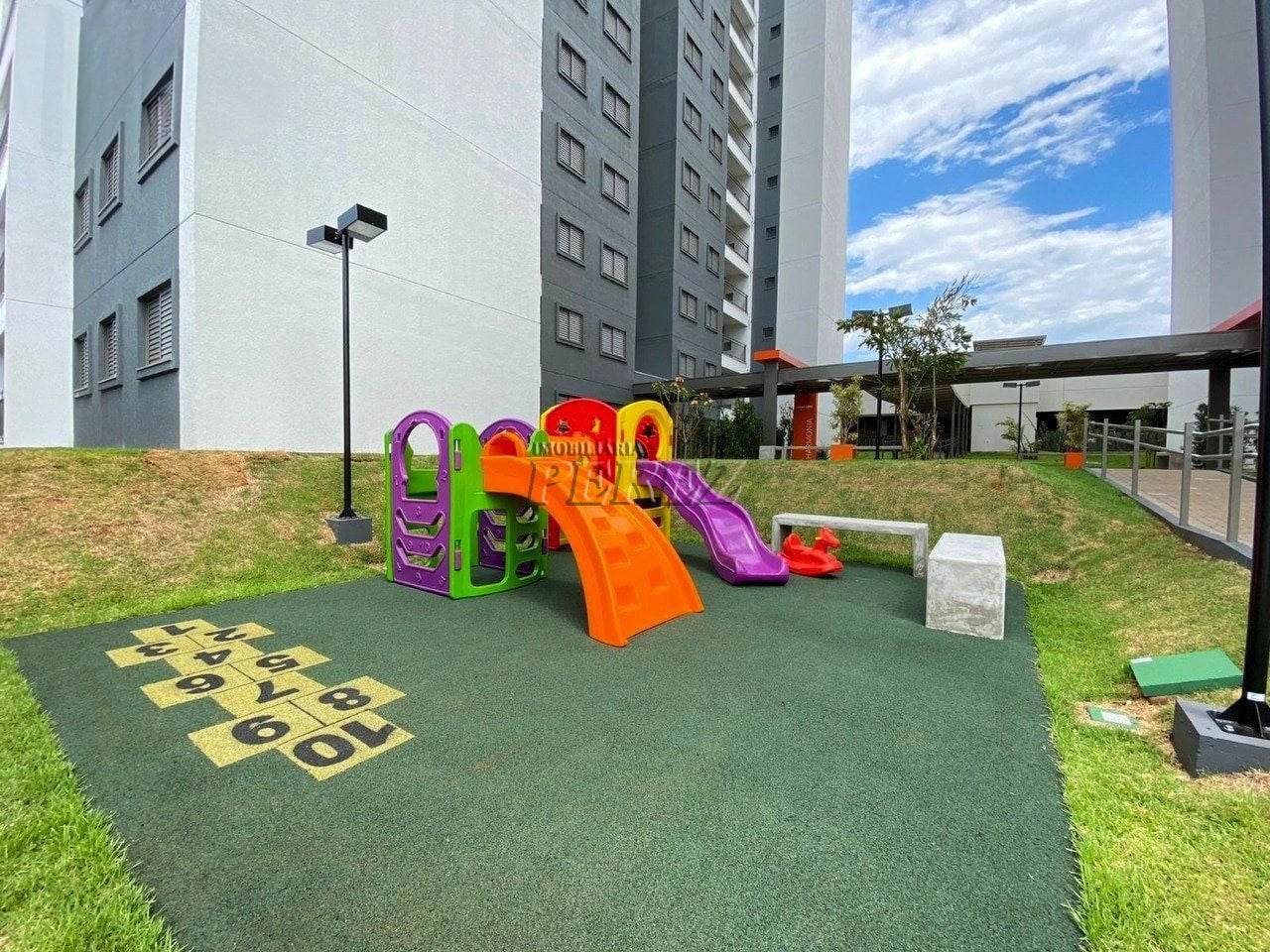 Apartamento para alugar no Carpe Diem, região leste de Londrina