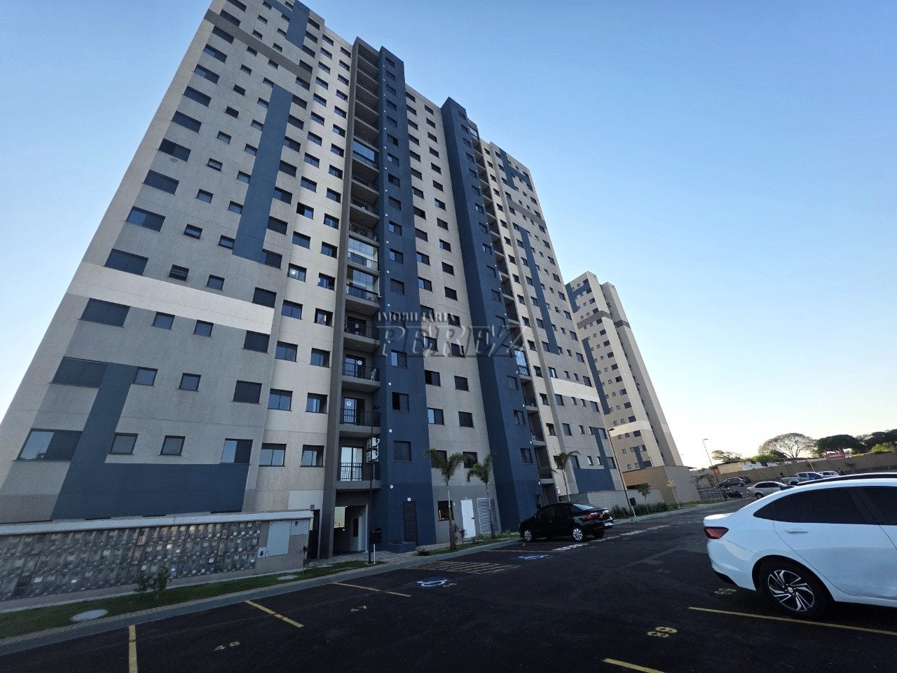 Apartamento para alugar no Edifício Ever - Região norte de Londrina