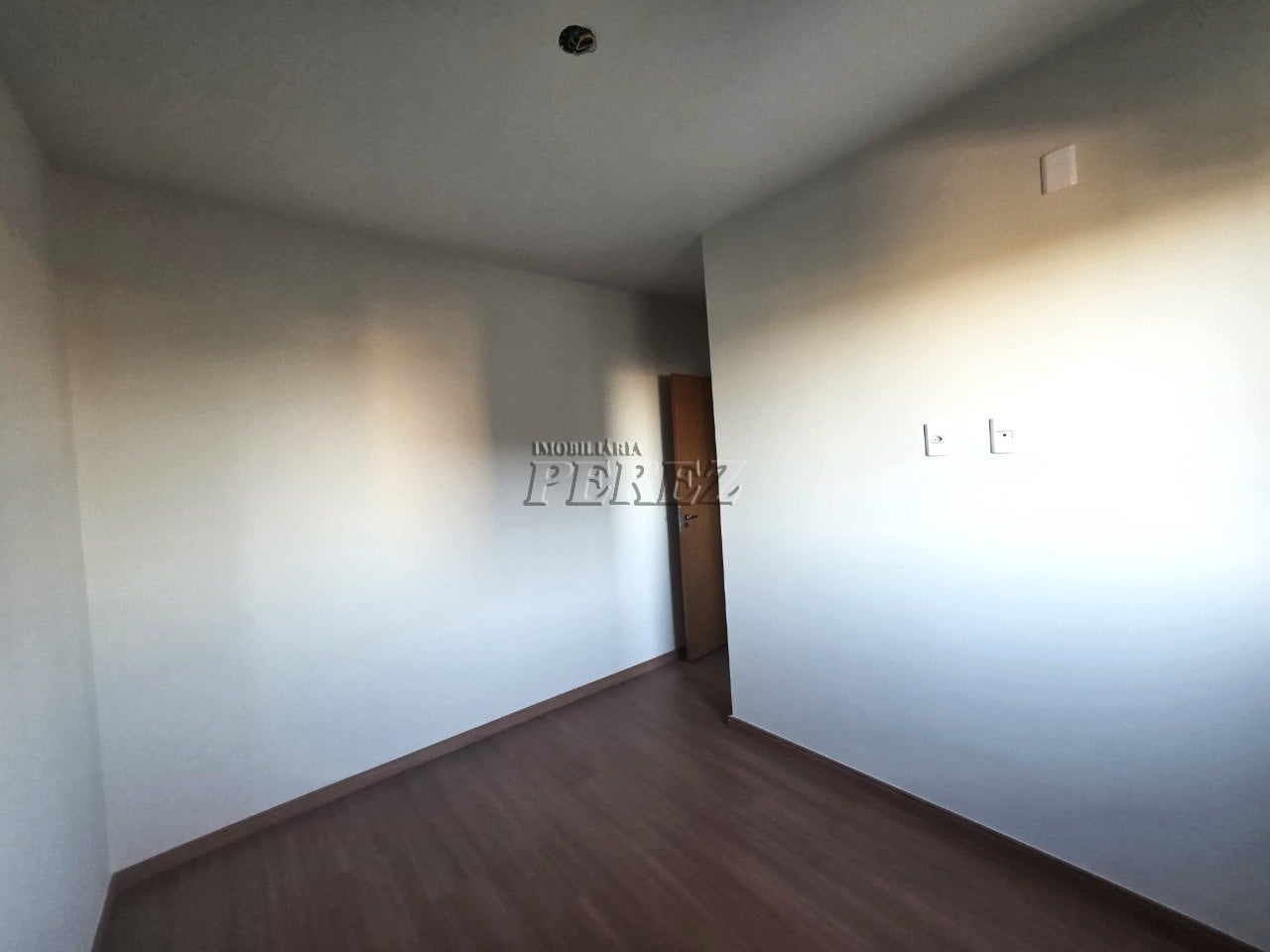 Apartamento para alugar no Edifício Ever - Região norte de Londrina