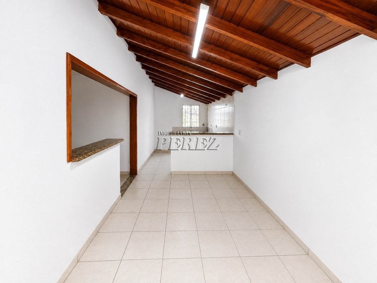 Casa para Locação com 3 Casas Independentes na Zona Leste de Londrina