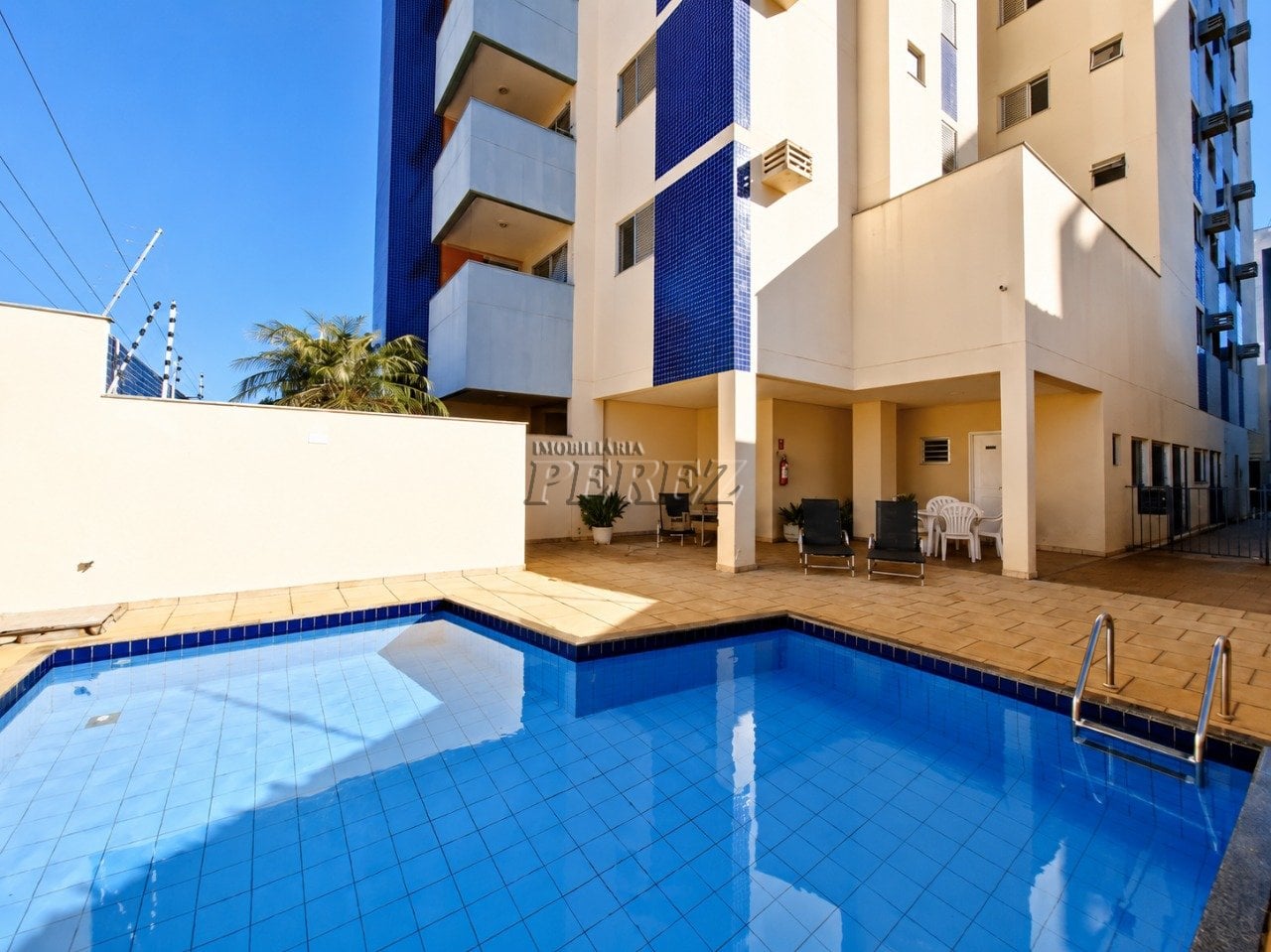 Apartamento para alugar na região Central de Londrina - Condominio Edificio Maximus Residence