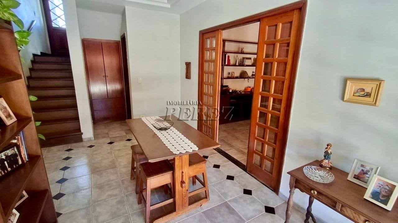 Casa à venda no Conjunto Habitacional Saltinho, região sul de Londrina
