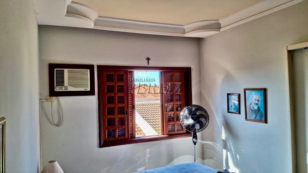 Casa à venda no Conjunto Habitacional Saltinho, região sul de Londrina