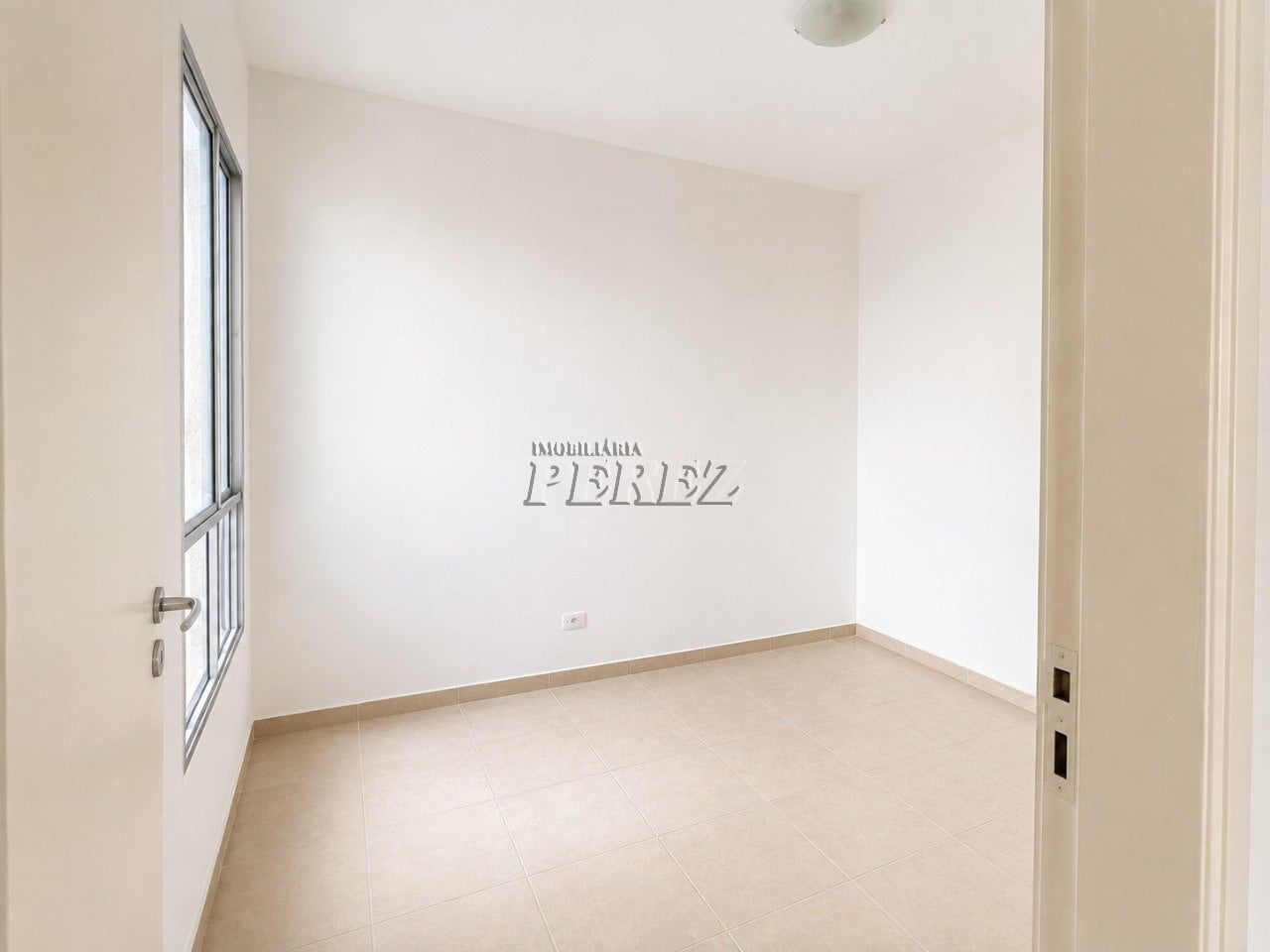 Apartamento para alugar no Edificio Villa Bella Residence, na região leste de Londrina