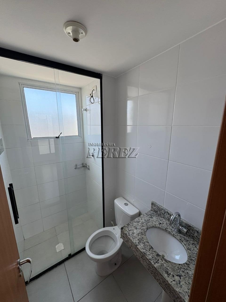 Apartamento à venda no Spazio La Vitta na região oeste de Londrina - Colinas