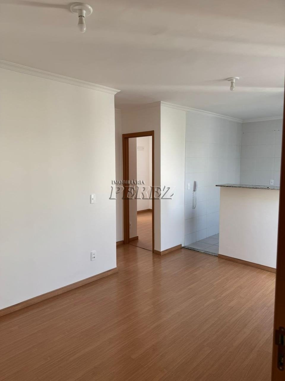 Apartamento à venda no Spazio La Vitta na região oeste de Londrina - Colinas