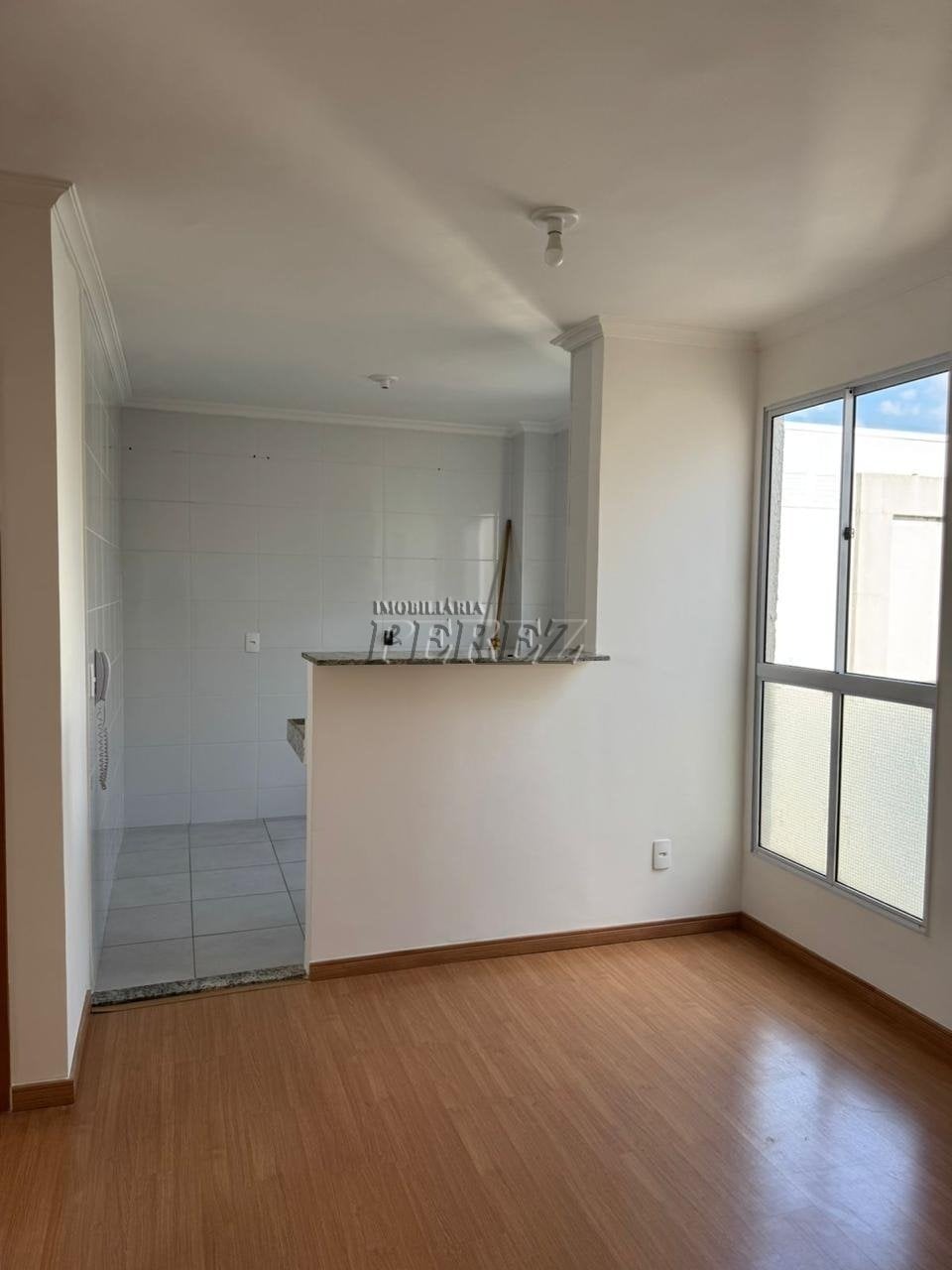 Apartamento à venda no Spazio La Vitta na região oeste de Londrina - Colinas