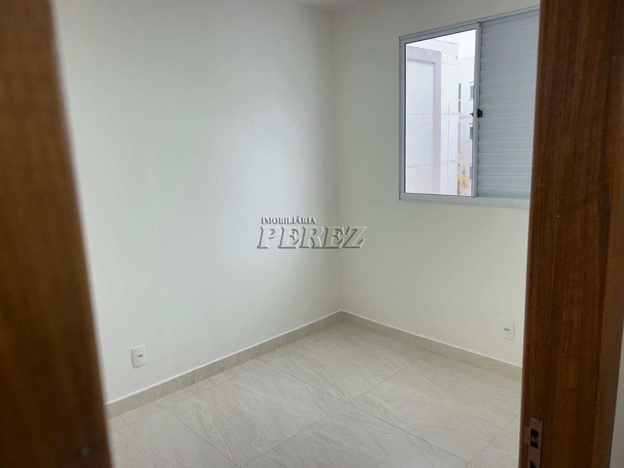 Apartamento à venda no Spazio La Vitta na região oeste de Londrina - Colinas