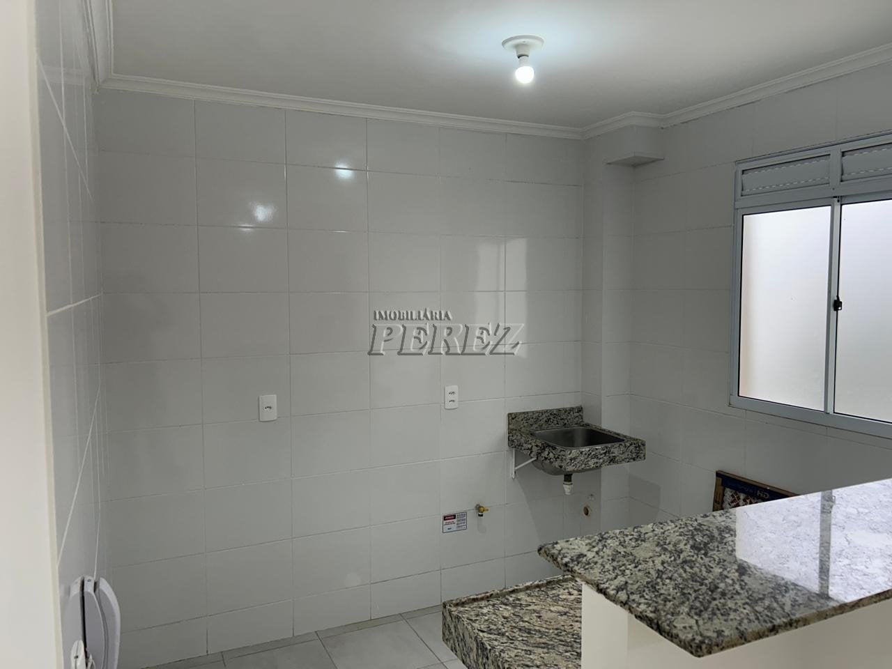 Apartamento à venda no Spazio La Vitta na região oeste de Londrina - Colinas