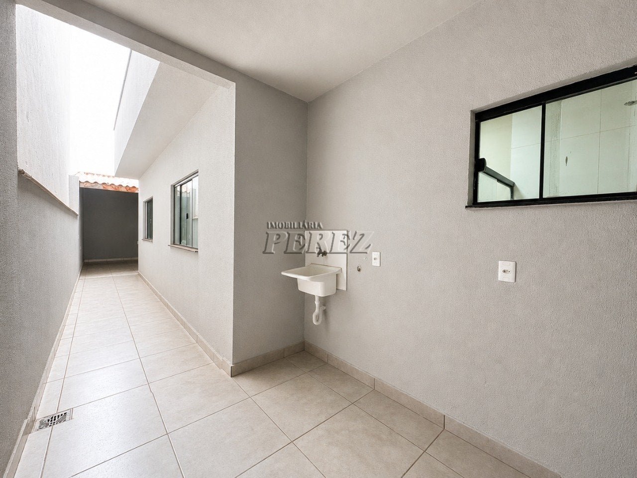 Casa à venda e locação no Jardim Montecatini, região leste de Londrina